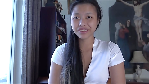 Asian babe with a pretty body is making out with her boyfriend