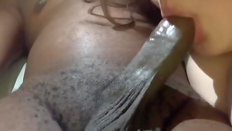 Amateur brunette with big ass sucking and creampied from bbc