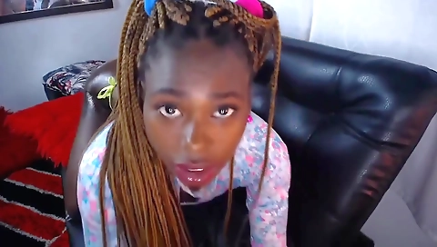 Black bitch got her anal sexed up in an amateur vid