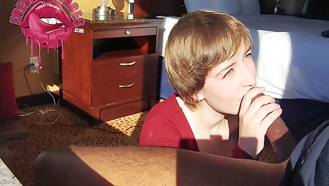 Amateur brunette with a round ass fucked in the kitchen